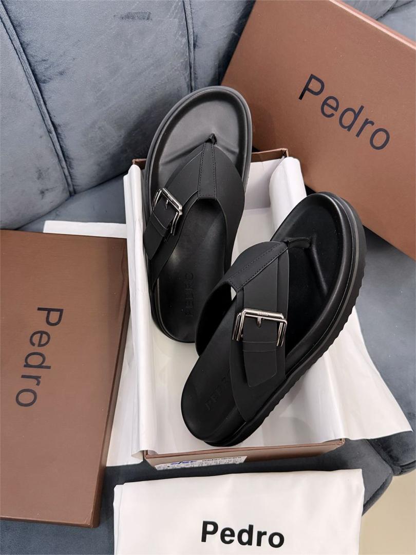 Buy trendy type in black, ideal for Nigerian shoppers seeking stylish, comfortable footwear.