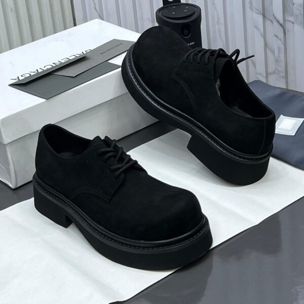 Buy trendy type in black loafers/loafer shoes in Nigeria and explore the best online store for clothes and shoes in Nigeria