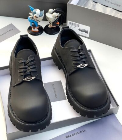 Buy trendy type in Nigeria and Best online store for clothes and shoes in Nigeria
