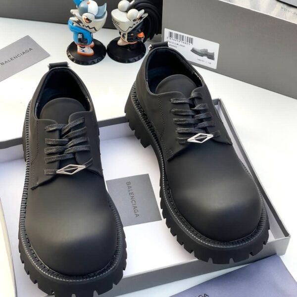 Buy trendy type in Nigeria and Best online store for clothes and shoes in Nigeria