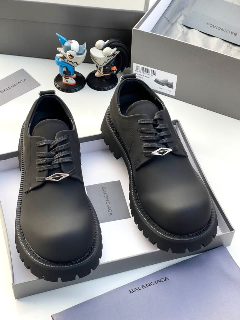 Buy trendy type in Nigeria and Best online store for clothes and shoes in Nigeria