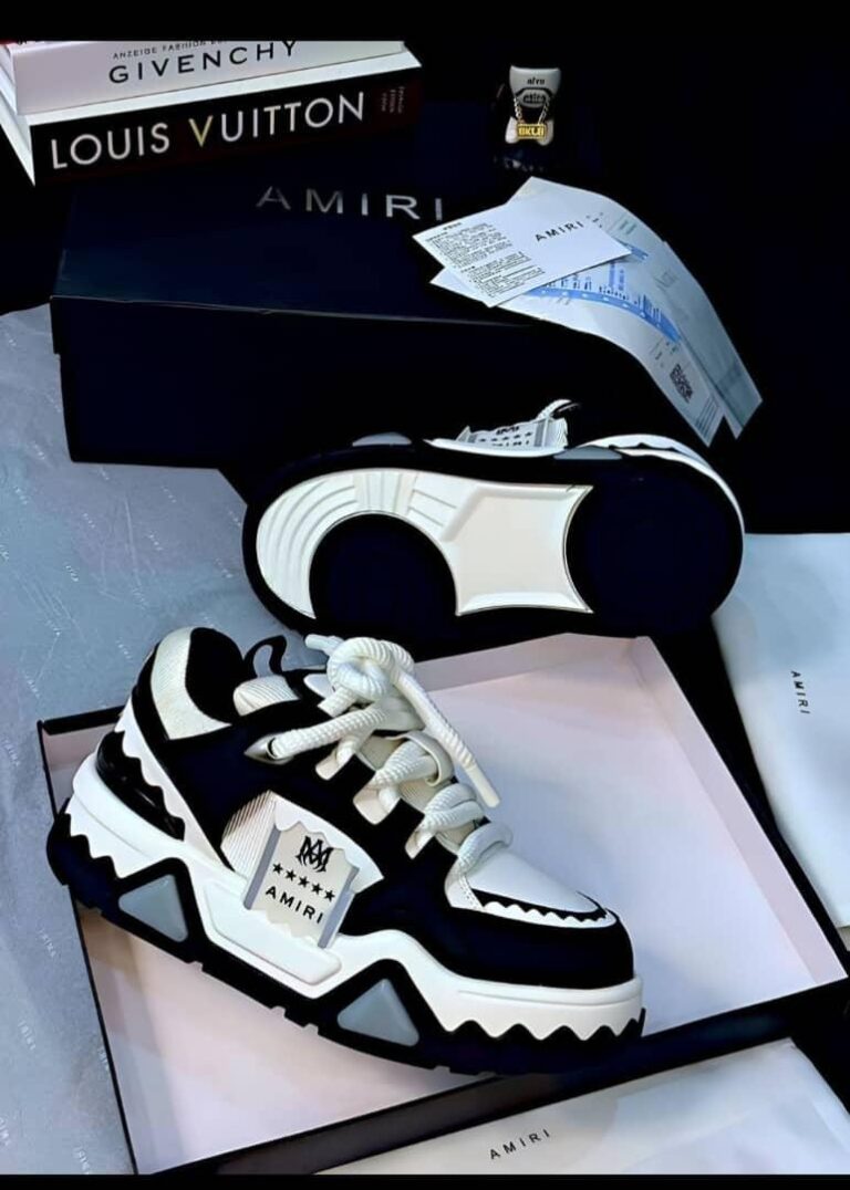 Buy trendy type Ogyi Ogyi Ogyi Fashion sneakers in Nigeria