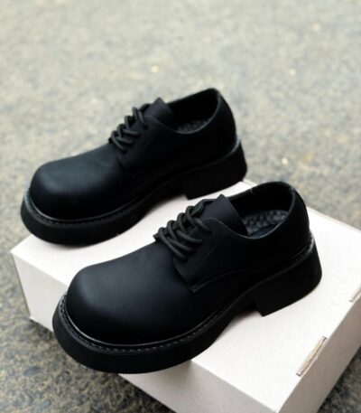 Buy trendy type shoes in Nigeria and explore the best online store for clothes and shoes in Nigeria